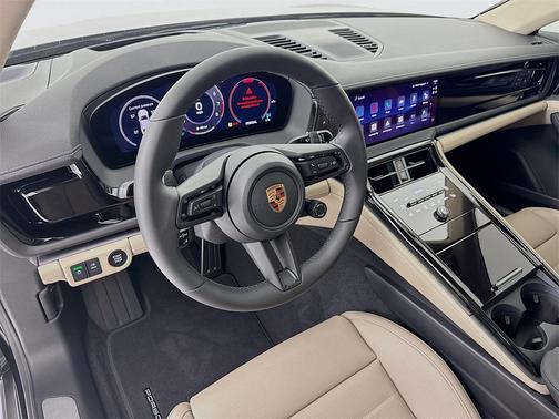 2026 Porsche Panamera 