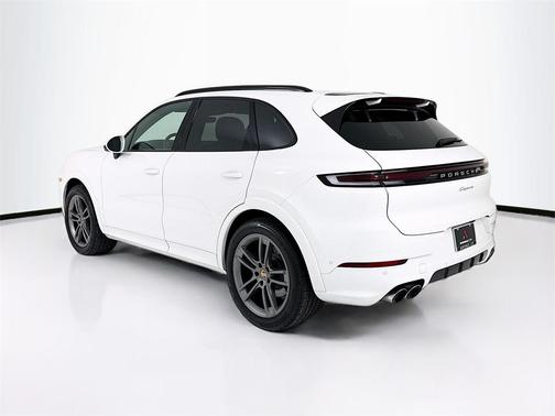 2025 Porsche Cayenne Cayenne