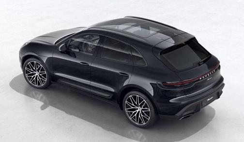 2026 Porsche Macan 