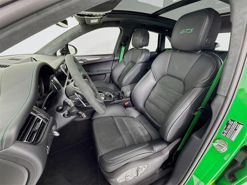 2026 Porsche Macan GTS