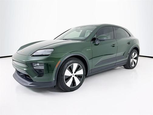 2026 Porsche Macan 