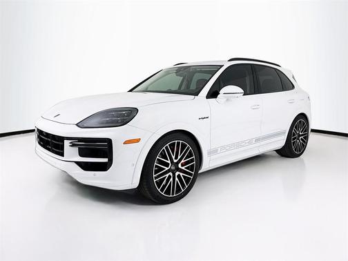 2026 Porsche Cayenne Cayenne Turbo E-Hybrid