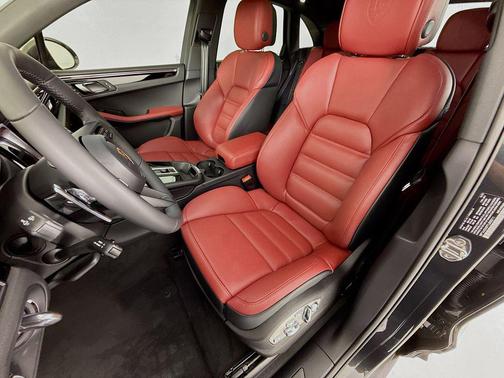 2026 Porsche Macan T