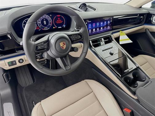 2026 Porsche Panamera 