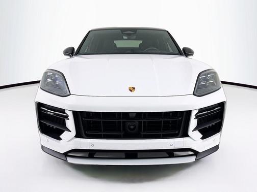 Carrara White 2026 Porsche Cayenne Turbo GT