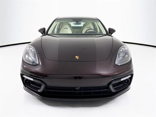 2023 Porsche Panamera Platinum Edition