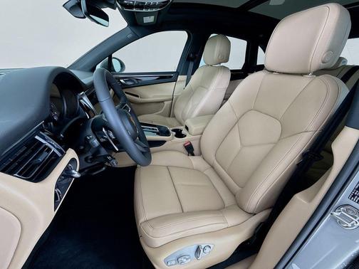 Chalk 2026 Porsche Macan Macan
