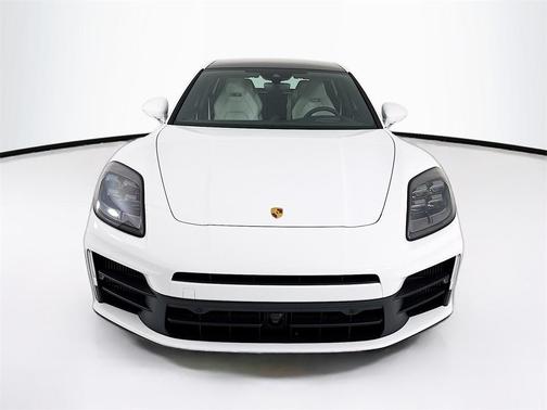 2026 Porsche Panamera 