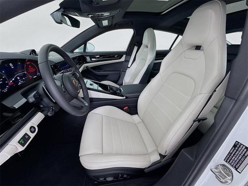 2026 Porsche Panamera 