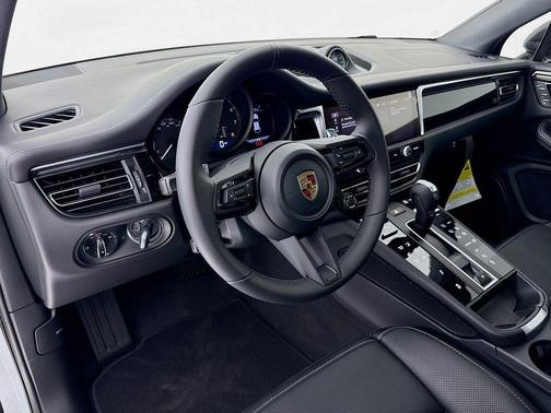 2026 Porsche Macan T