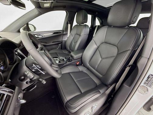 2026 Porsche Macan T