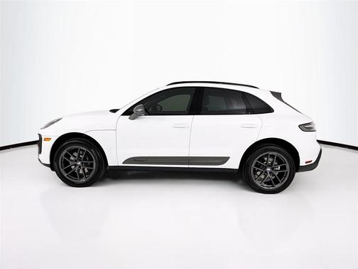2026 Porsche Macan T