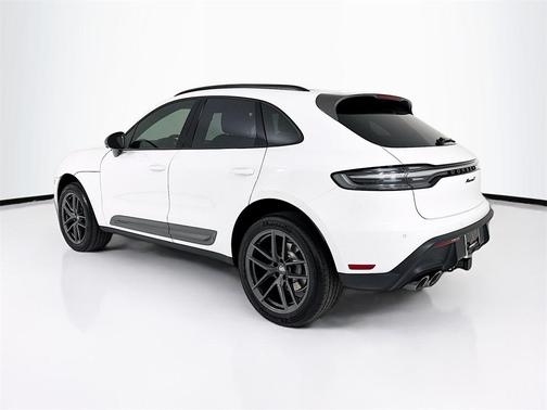 2026 Porsche Macan T