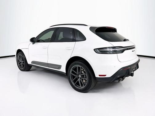 2026 Porsche Macan T