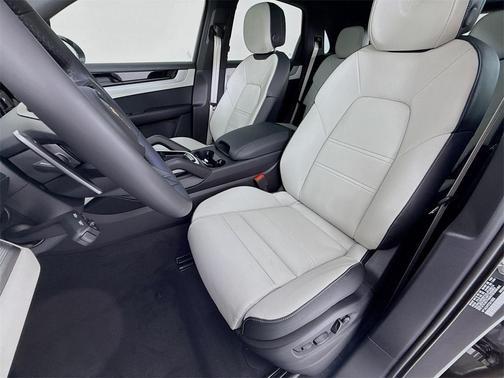 2026 Porsche Cayenne Cayenne E-Hybrid