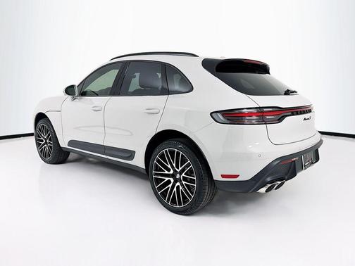 2026 Porsche Macan S