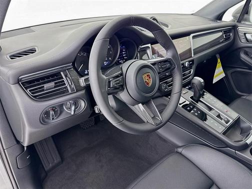 2026 Porsche Macan GTS