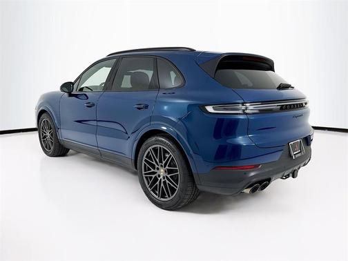 2025 Porsche Cayenne S