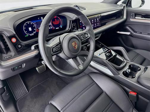 2025 Porsche Cayenne S