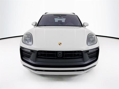 2026 Porsche Macan GTS