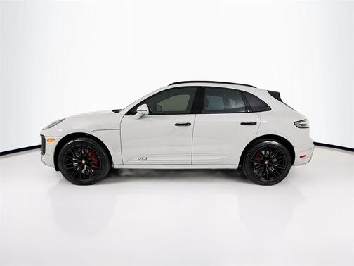2026 Porsche Macan GTS