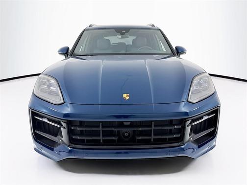 2026 Porsche Cayenne GTS