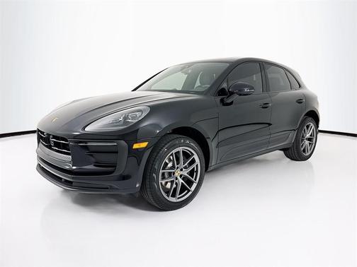 2026 Porsche Macan 