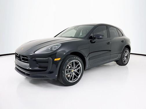 2026 Porsche Macan 