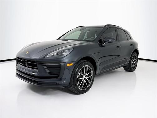 2026 Porsche Macan 