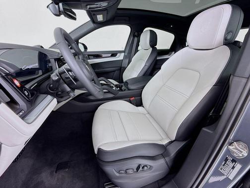 Vanadium Grey Metallic 2026 Porsche Cayenne Cayenne