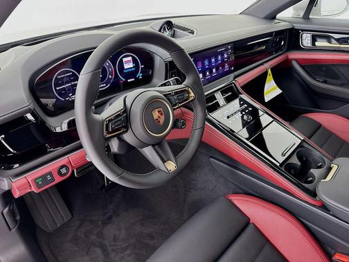 2026 Porsche Panamera 