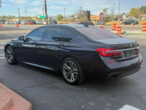 Imperial Blue Metallic 2019 BMW 750 i xDrive
