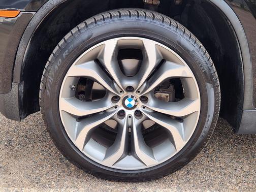 Black Sapphire Metallic 2014 BMW X6 xDrive35i