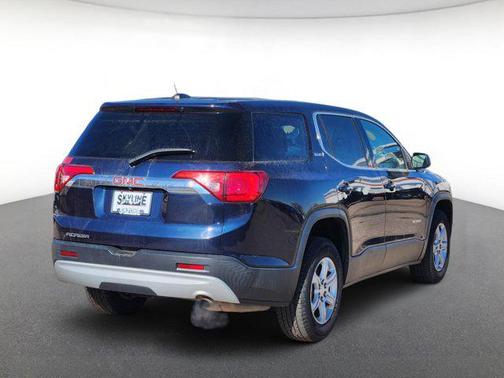 2017 GMC Acadia SLE-1