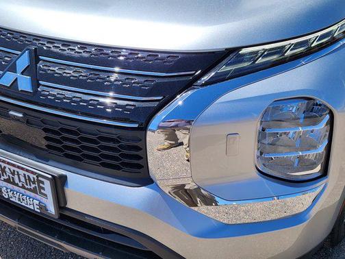 2025 Mitsubishi Outlander PHEV ES S-AWC
