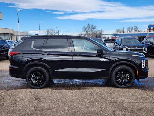 2025 Mitsubishi Outlander PHEV SEL