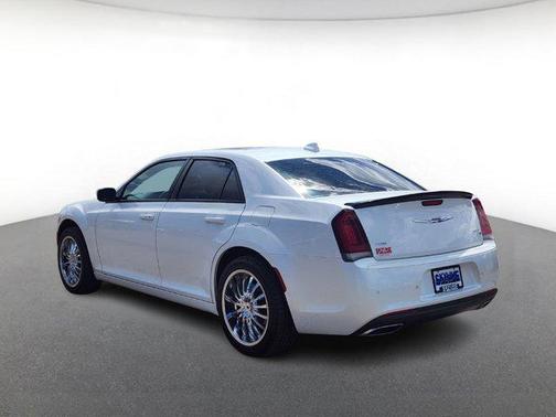 2016 Chrysler 300 S