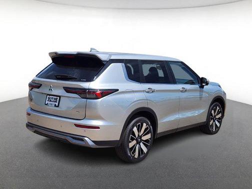 2025 Mitsubishi Outlander SE 2.5 S-AWC