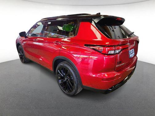 2025 Mitsubishi Outlander PHEV SEL