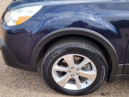 Deep Indigo Pearl 2014 Subaru Outback 3.6R Limited
