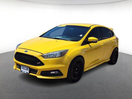 2017 Ford Focus ST