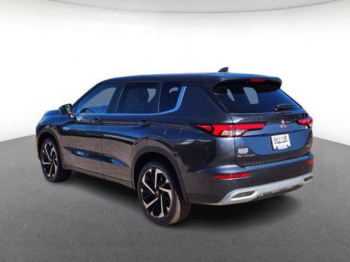 2025 Mitsubishi Outlander PHEV SE S-AWC