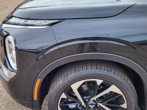 2025 Mitsubishi Outlander PHEV SEL