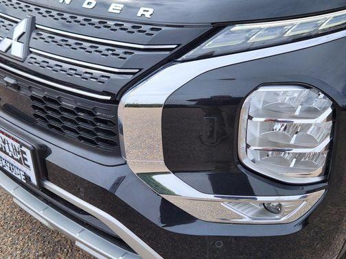 2025 Mitsubishi Outlander PHEV SEL