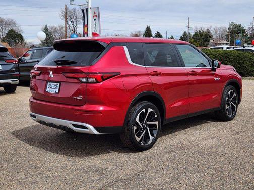 2025 Mitsubishi Outlander PHEV SE S-AWC