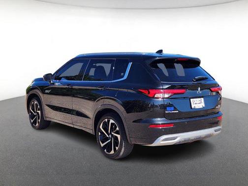 2024 Mitsubishi Outlander PHEV SEL