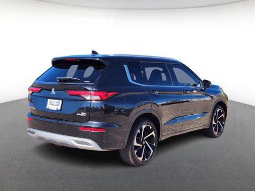 2024 Mitsubishi Outlander PHEV SEL