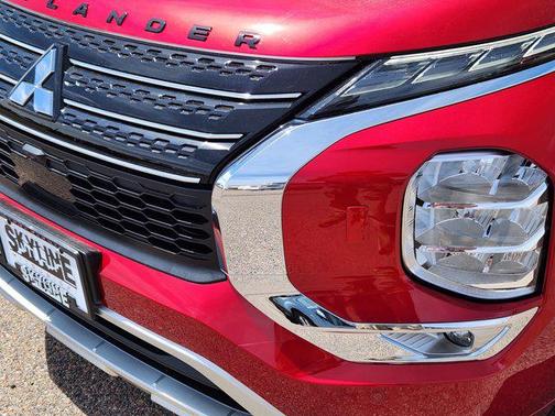 2025 Mitsubishi Outlander PHEV SEL