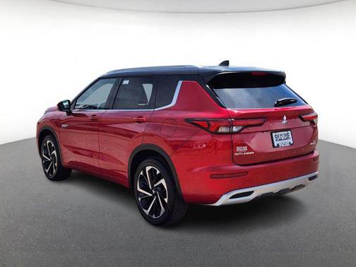 2025 Mitsubishi Outlander PHEV SEL