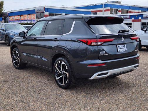 2025 Mitsubishi Outlander PHEV SEL